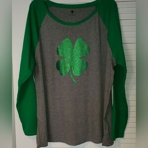 LIKE NEW 4-leaf Clover Women's jersey